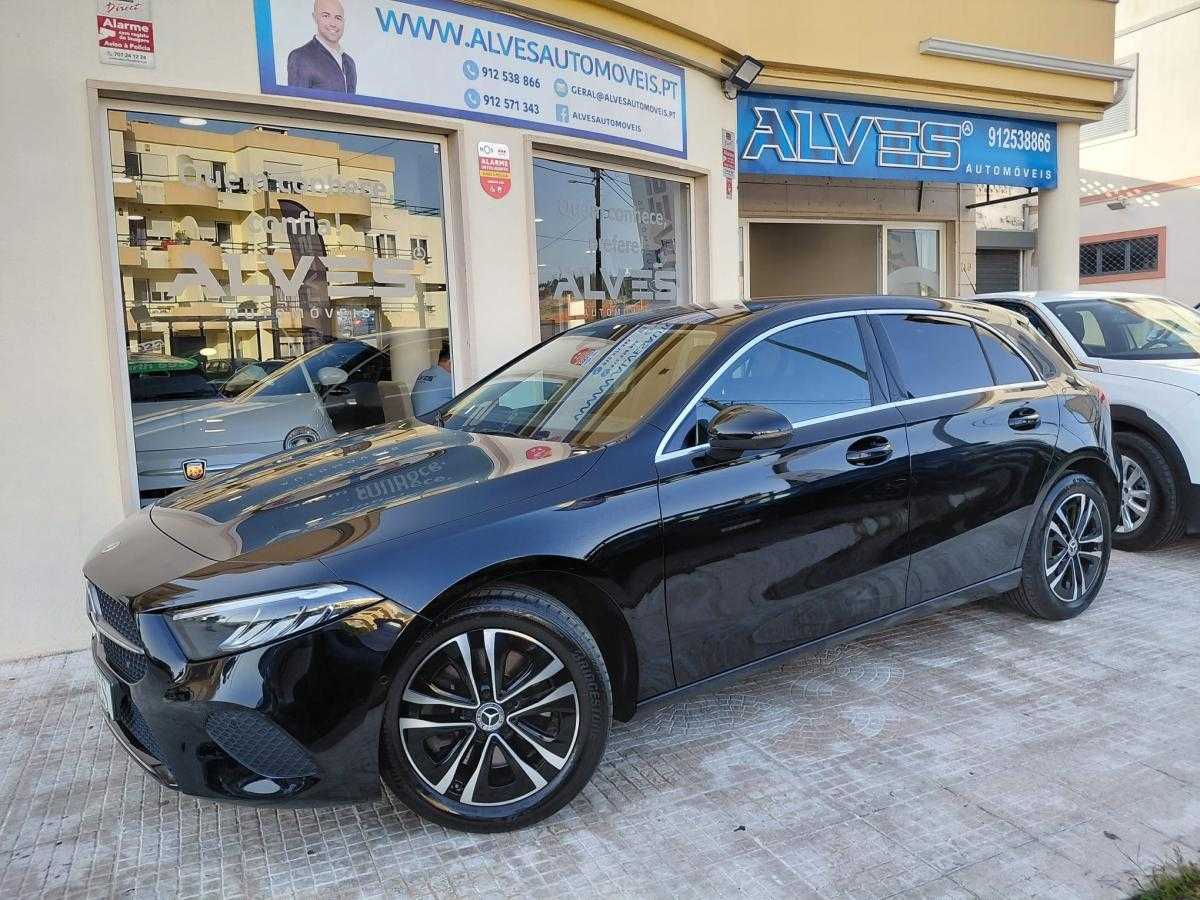 mercedes-benz-classe-a-2023-hibrido-a-gasolina-1332cc