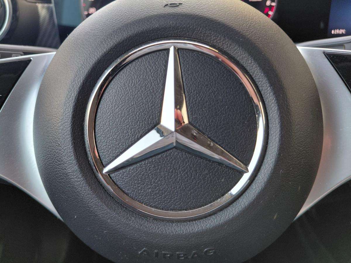mercedes-benz-classe-a-2023-hibrido-a-gasolina-1332cc