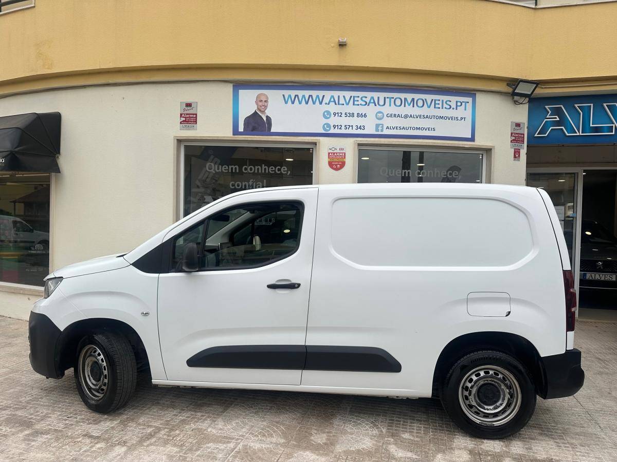 peugeot-partner-2022-diesel-1499cc