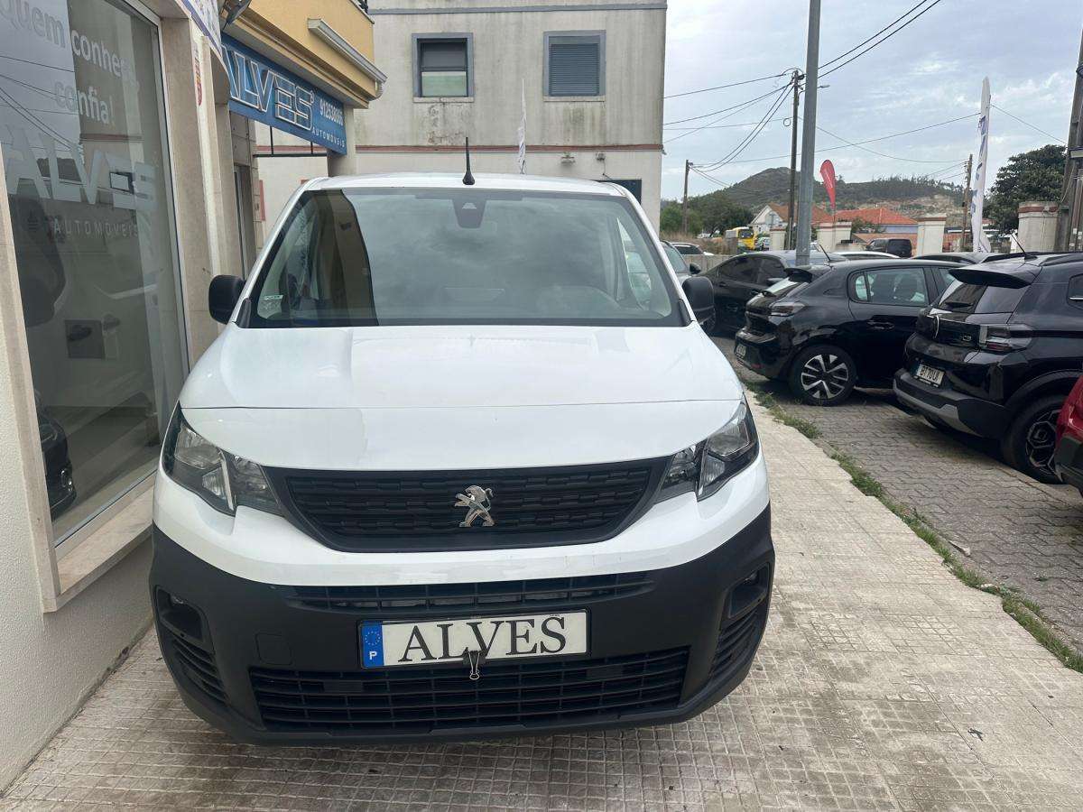peugeot-partner-2022-diesel-1499cc