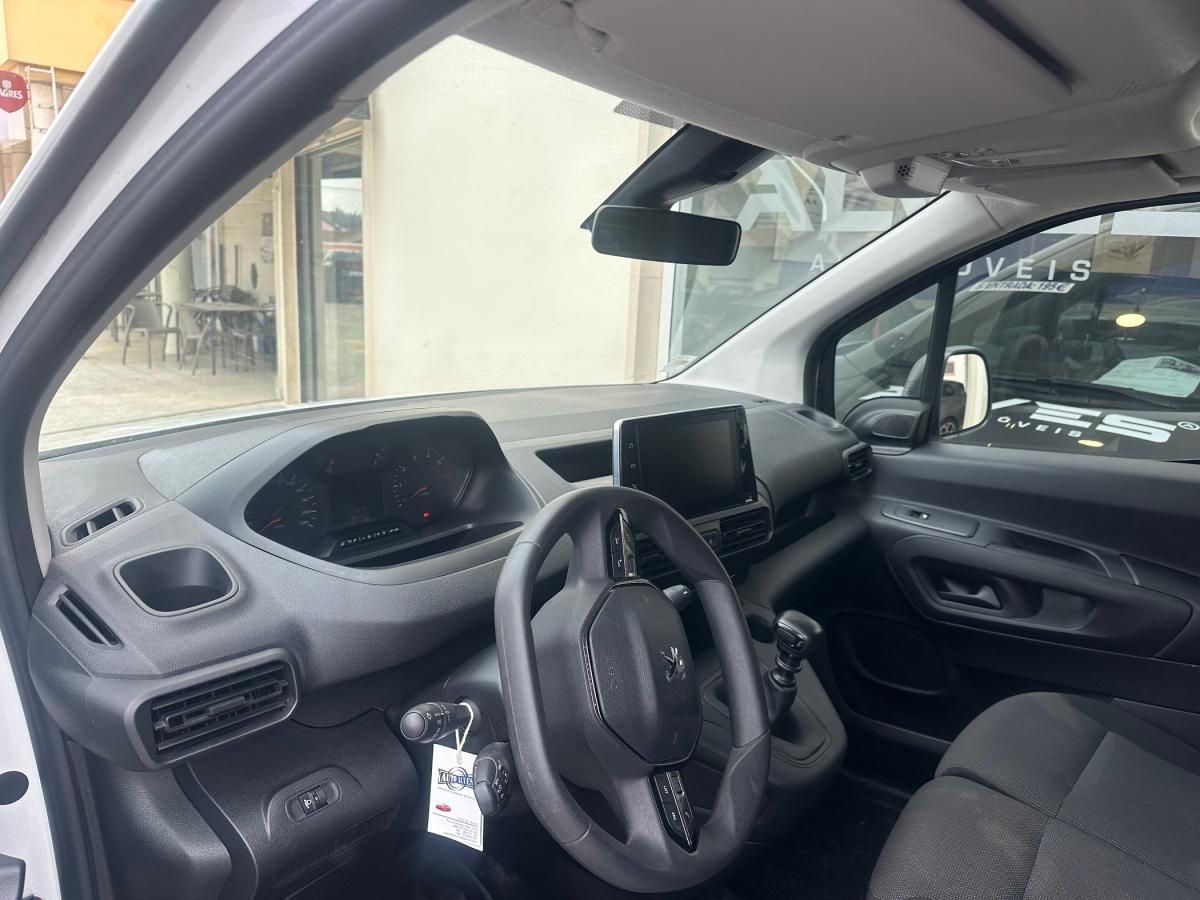 peugeot-partner-2022-diesel-1499cc