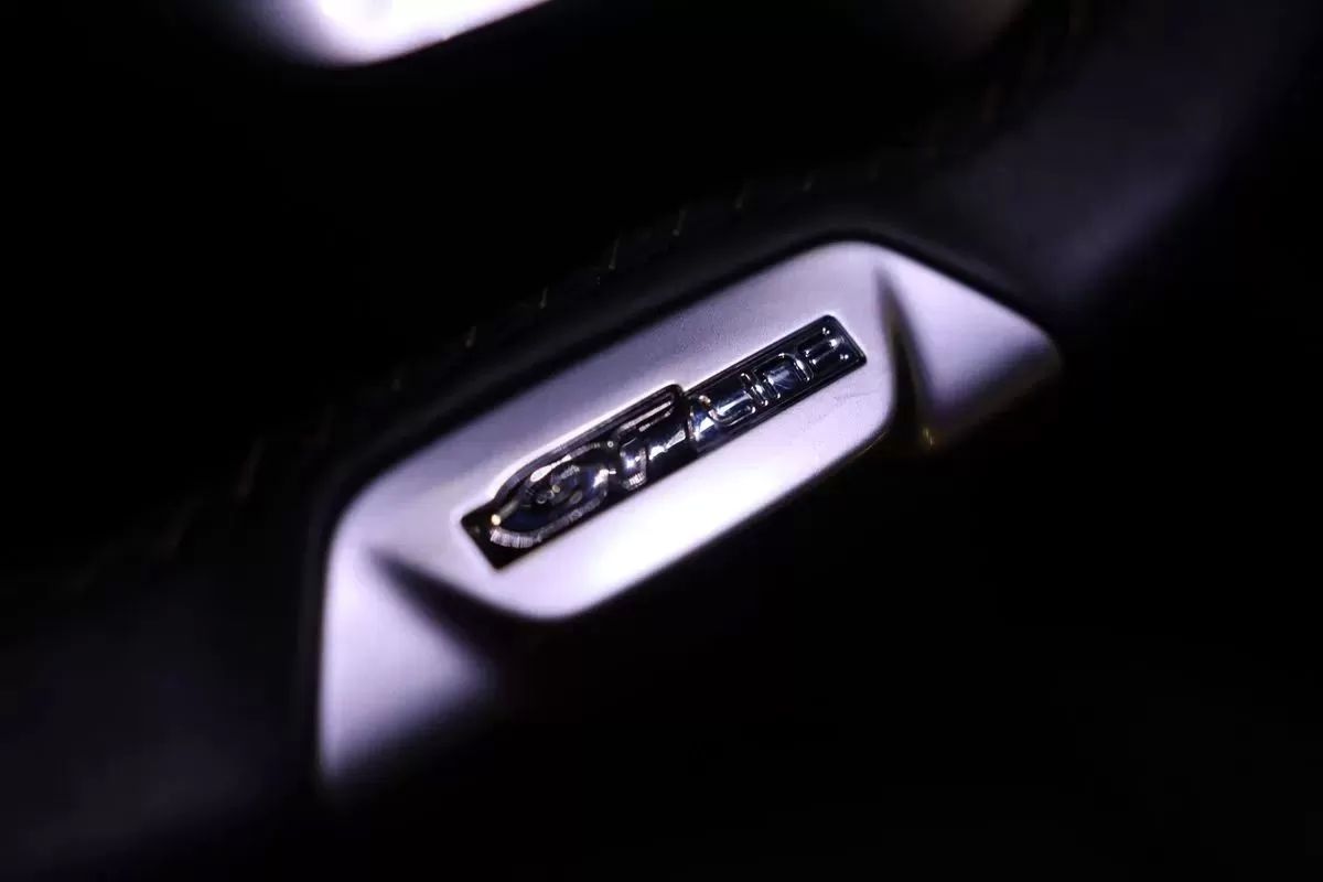 peugeot-508-sw-2019-diesel-1499cc