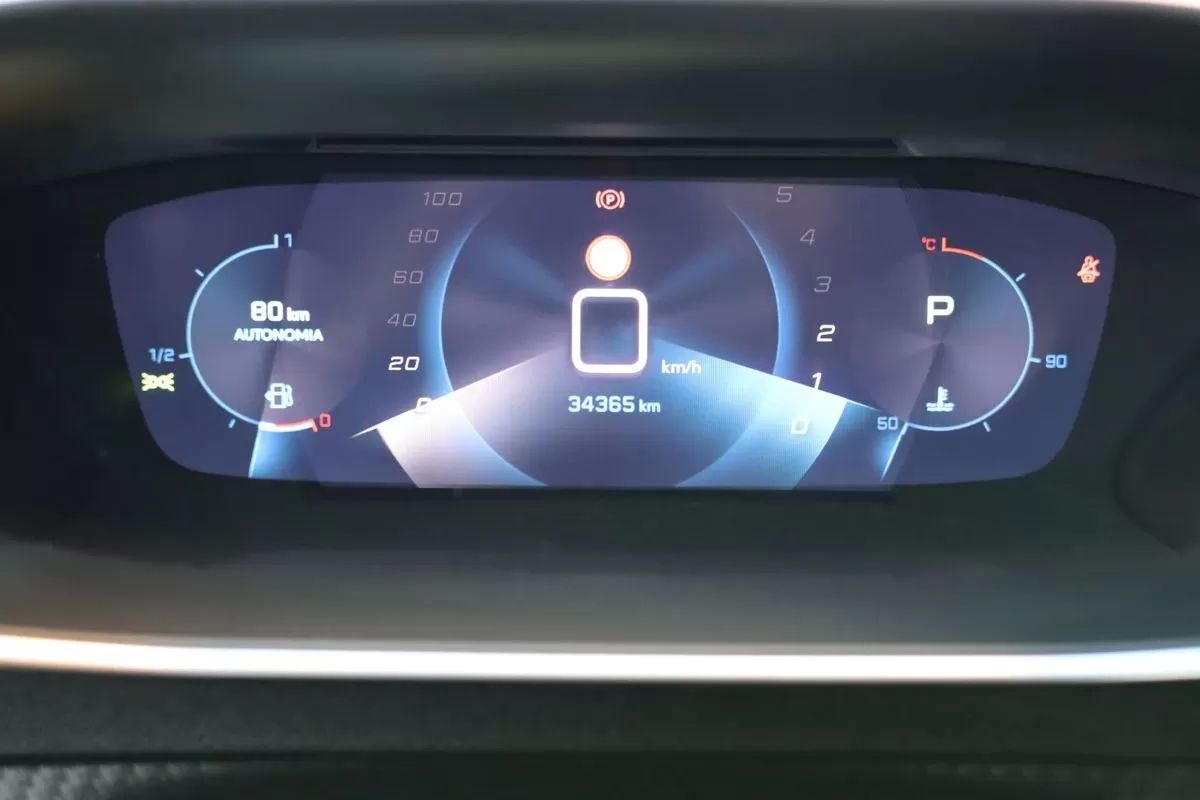 peugeot-2008-2023-gasolina-1199cc