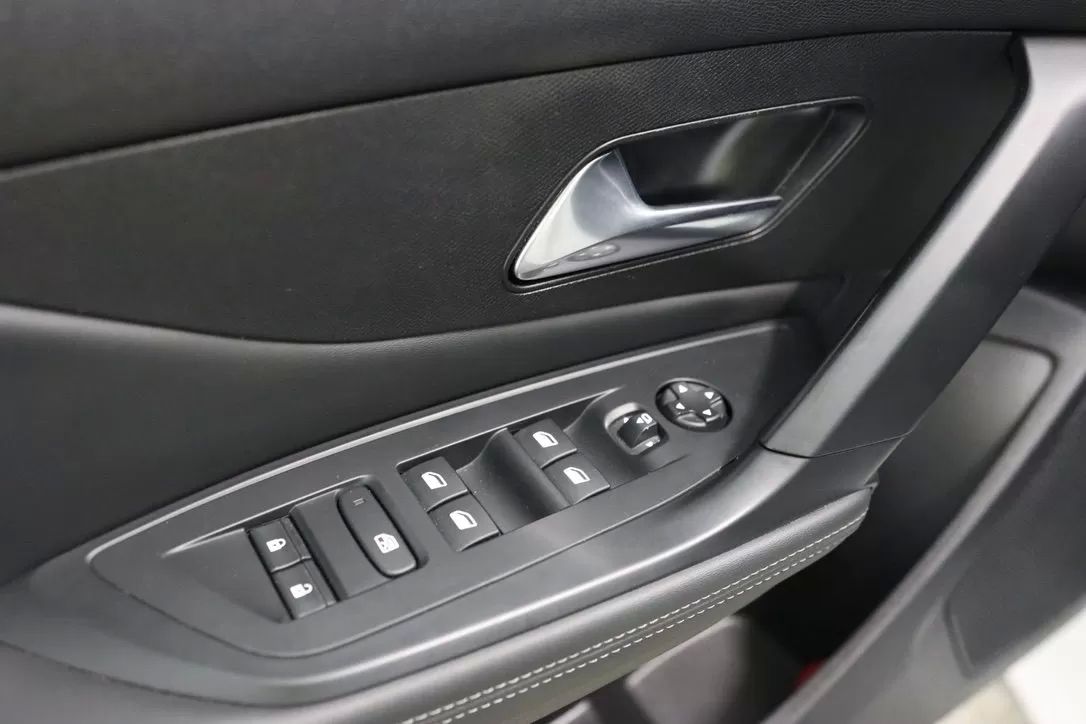 peugeot-308-2023-diesel-1499cc