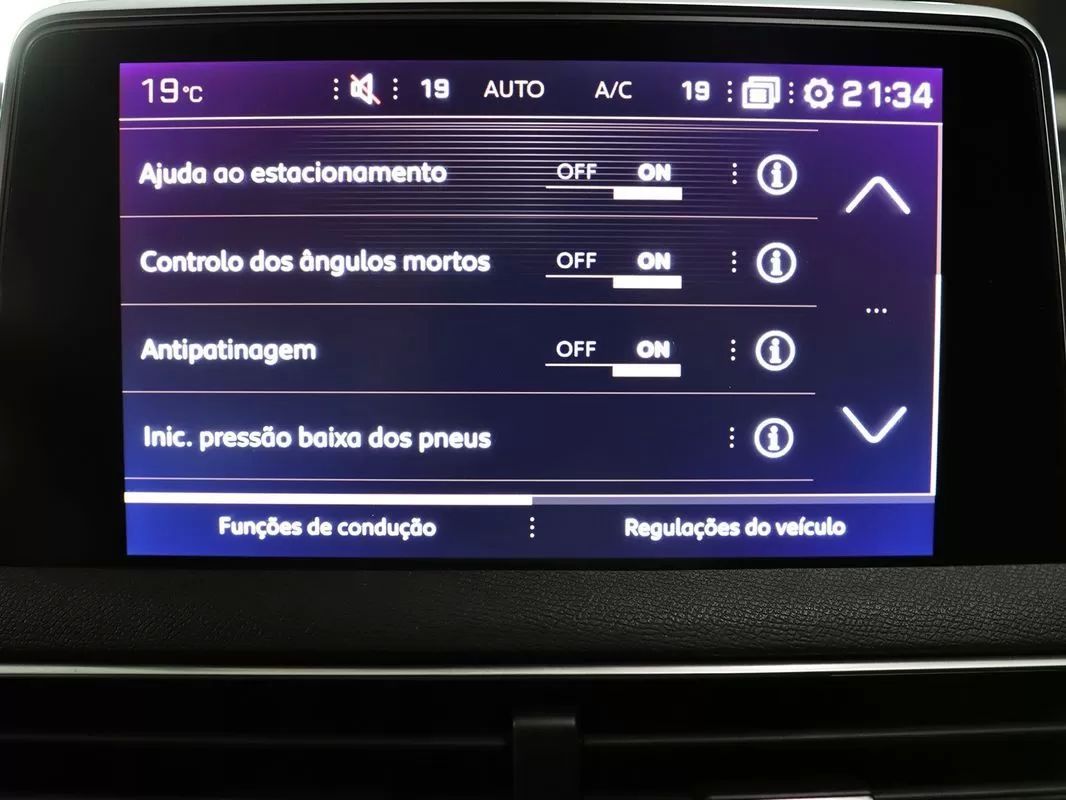 peugeot-5008-2020-diesel-1499cc