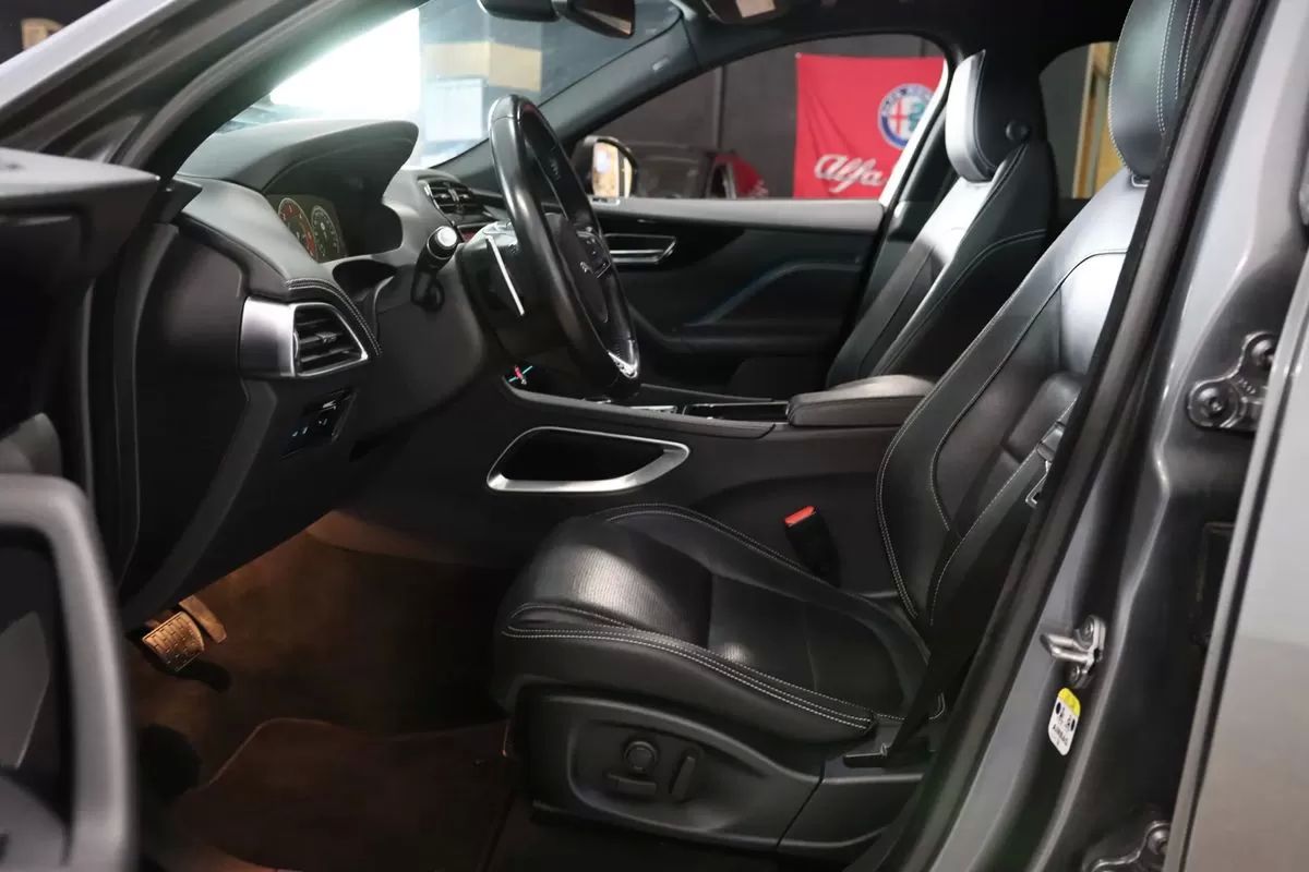 jaguar-f-pace-2018-diesel-1999cc