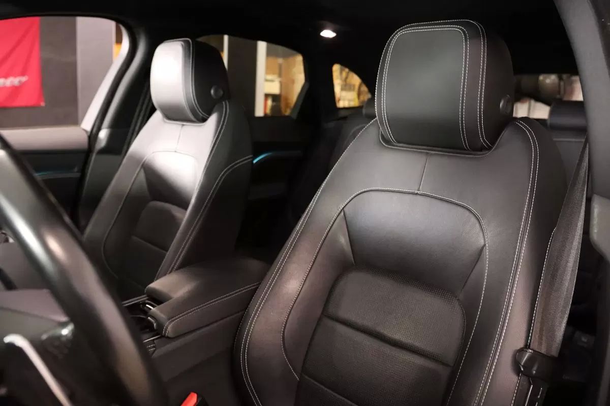 jaguar-f-pace-2018-diesel-1999cc
