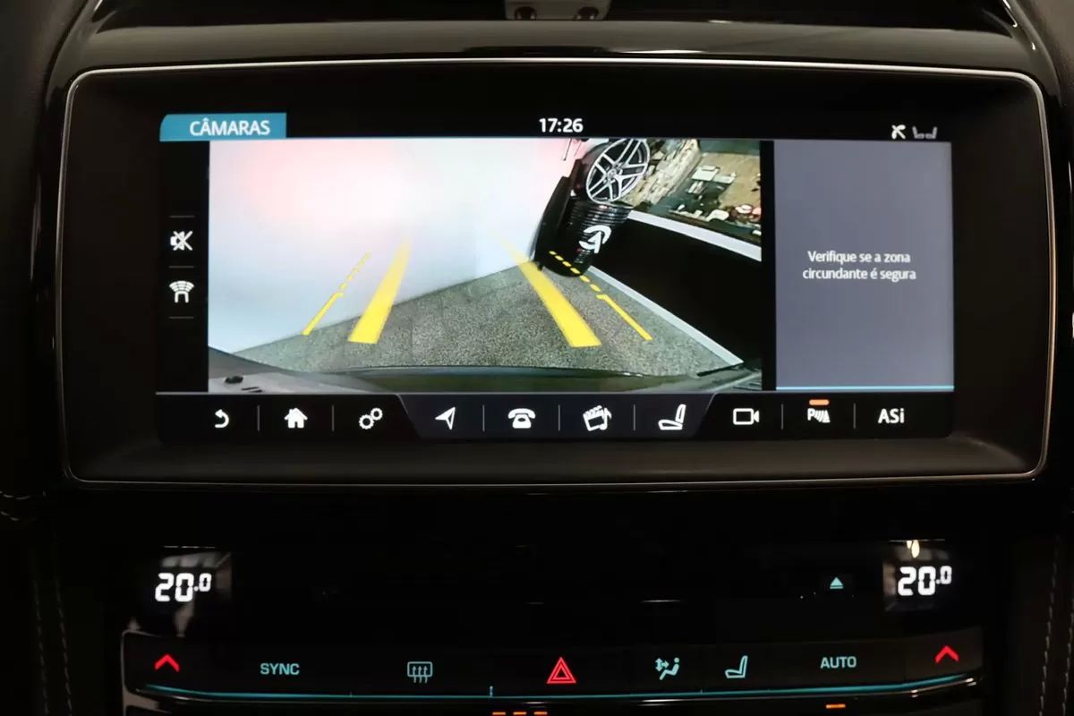 jaguar-f-pace-2018-diesel-1999cc