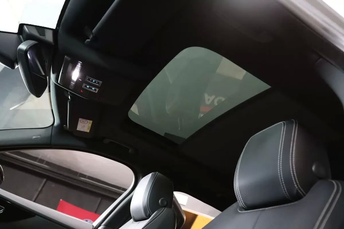 jaguar-f-pace-2018-diesel-1999cc