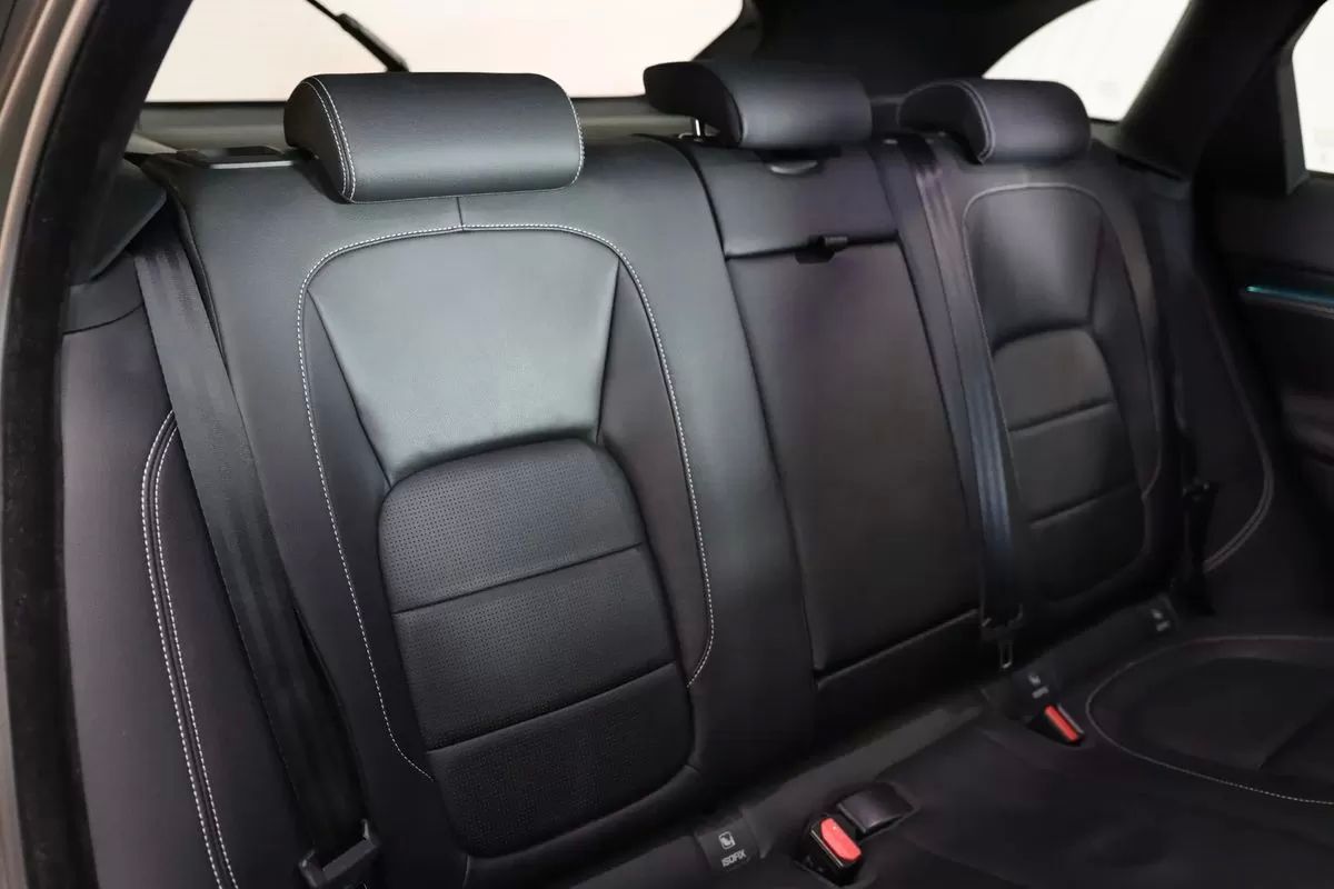 jaguar-f-pace-2018-diesel-1999cc