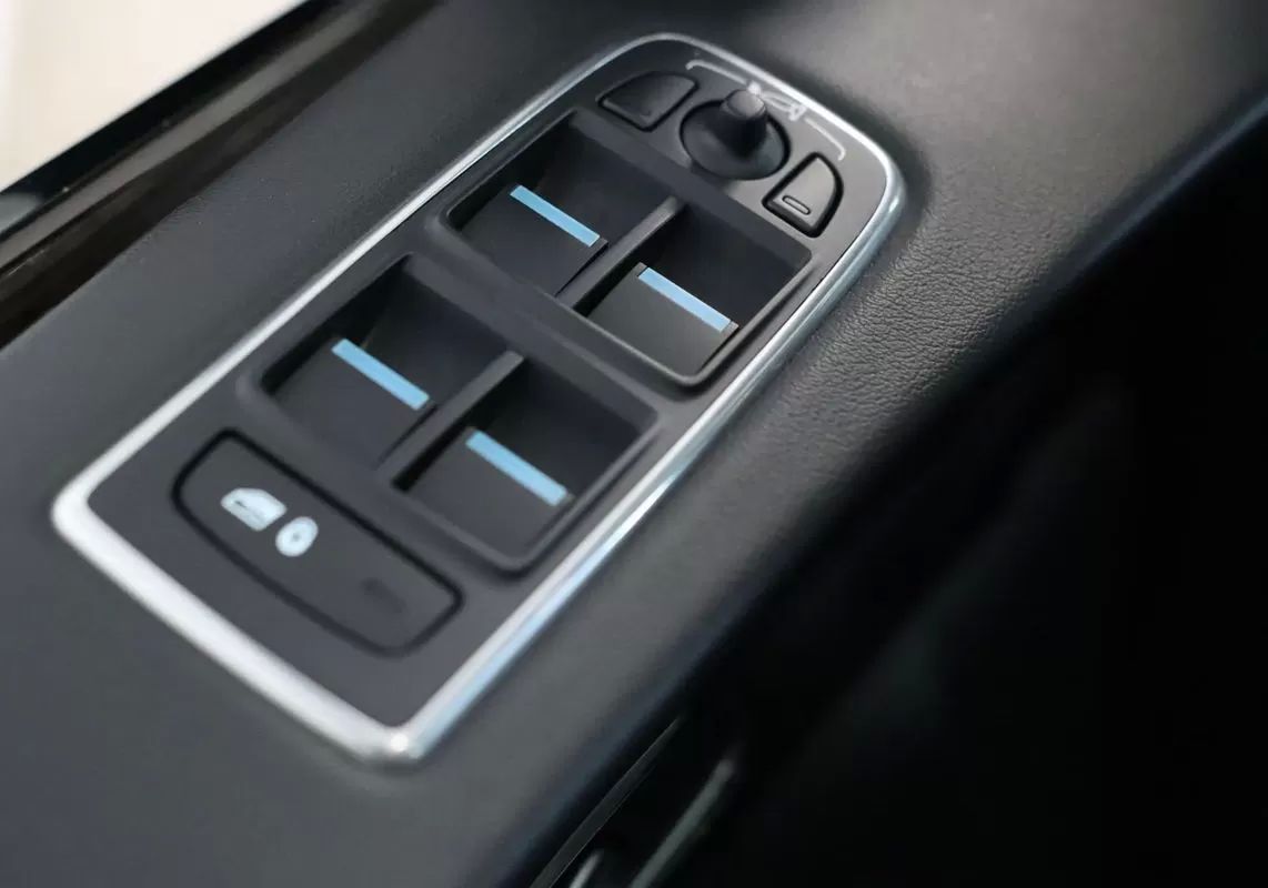 jaguar-f-pace-2018-diesel-1999cc
