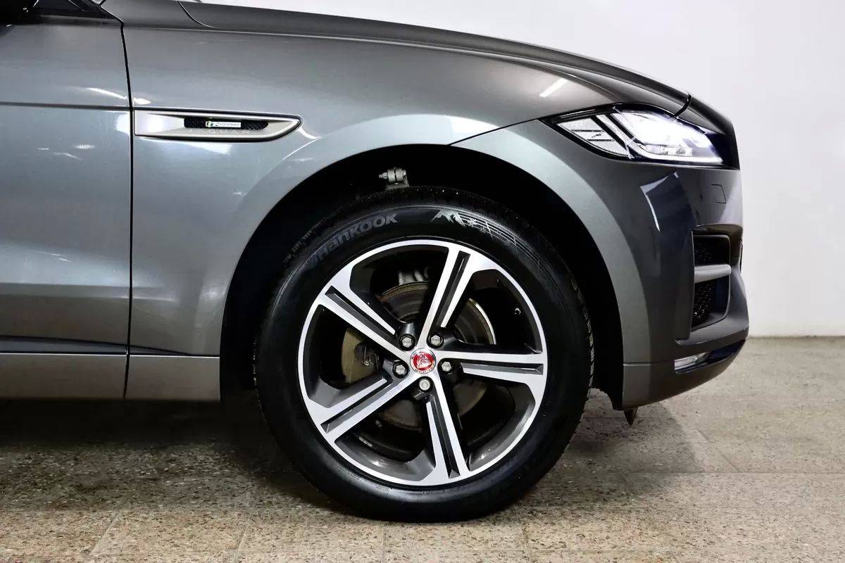 jaguar-f-pace-2018-diesel-1999cc