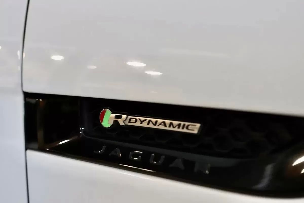 jaguar-f-type-2019-gasolina-1997cc