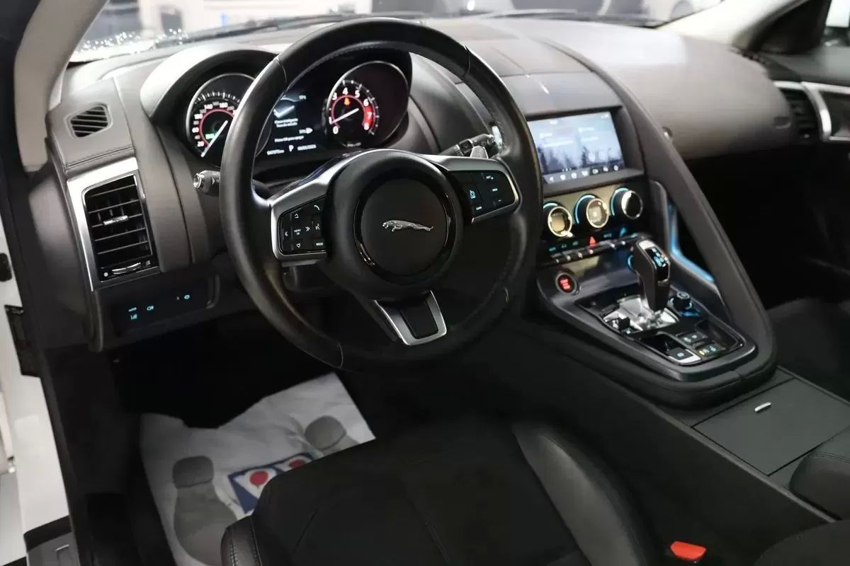 jaguar-f-type-2019-gasolina-1997cc