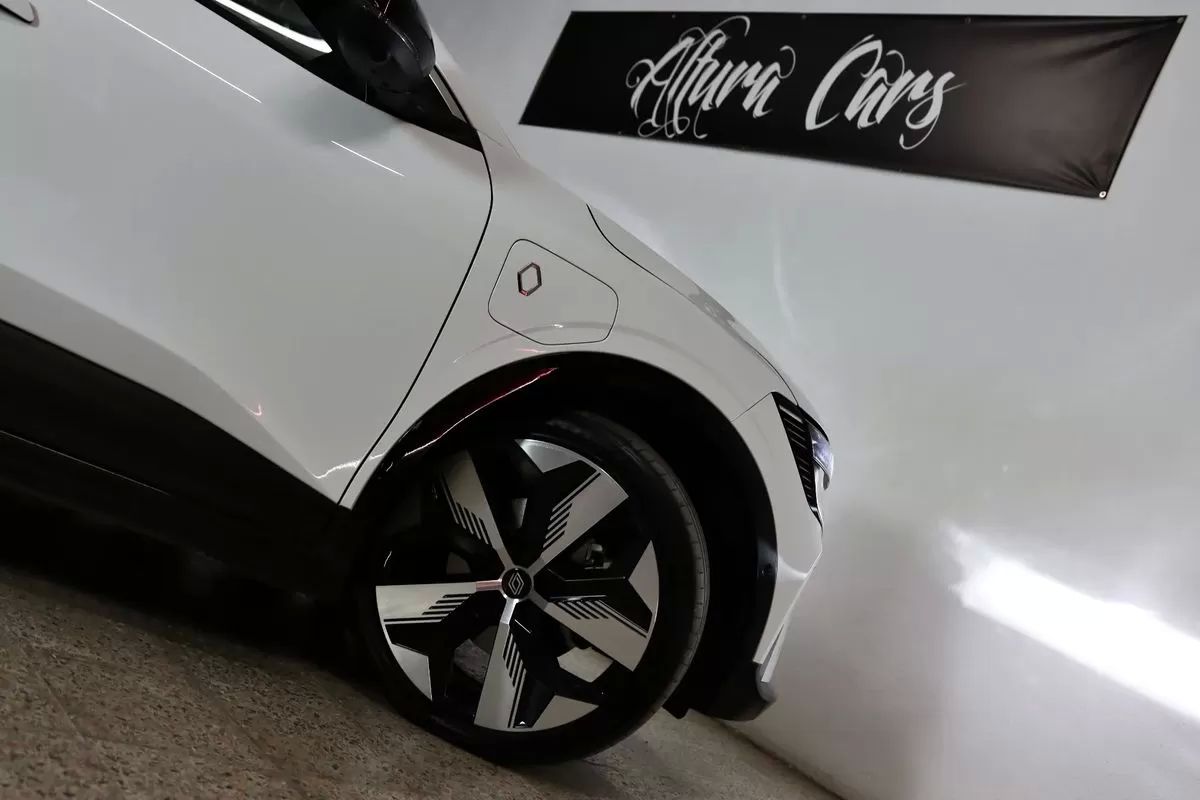renault-megane-e-tech-2022-eletrico-200cc
