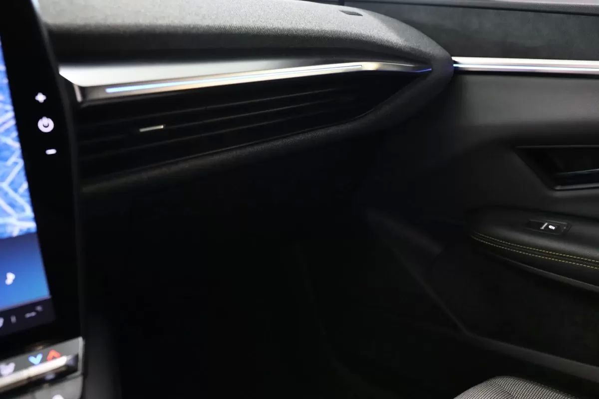 renault-megane-e-tech-2022-eletrico-200cc