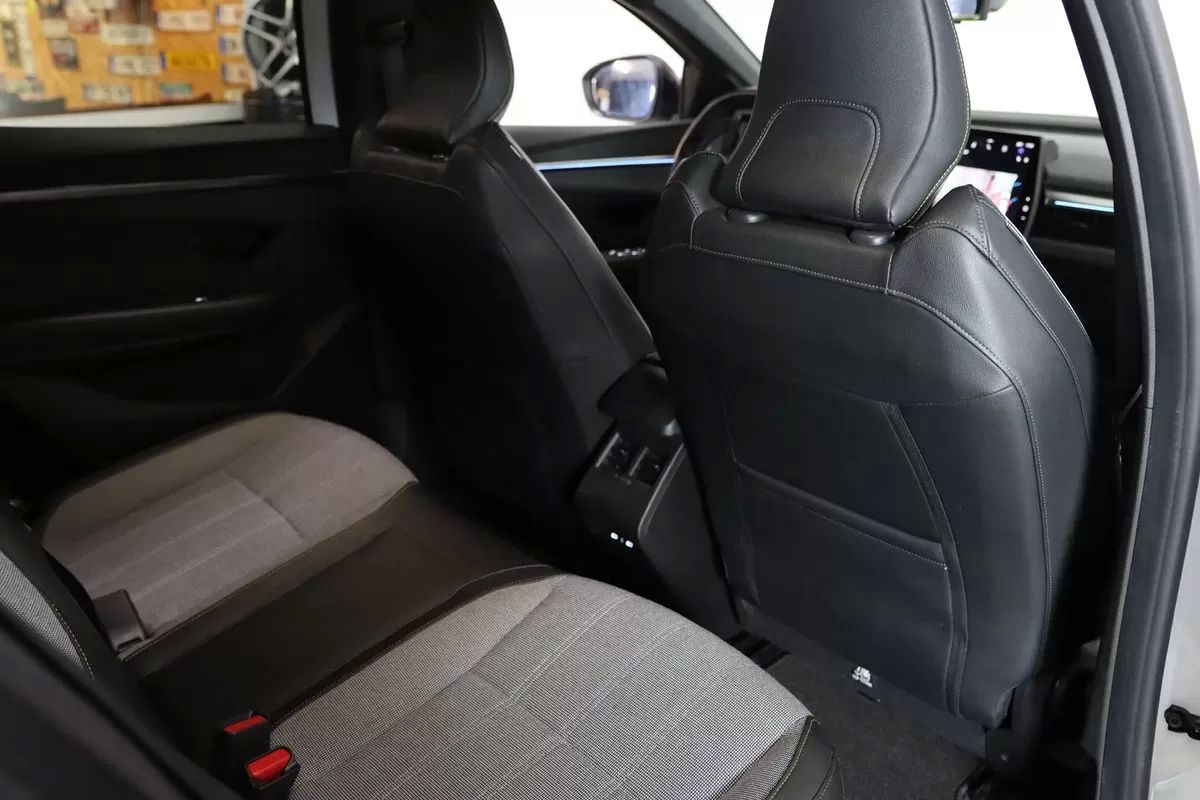 renault-megane-e-tech-2022-eletrico-200cc