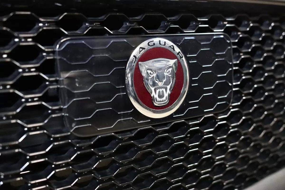 jaguar-xf-2016-diesel-1999cc