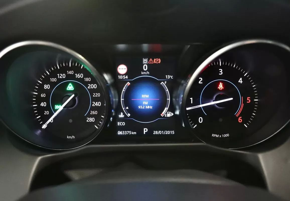 jaguar-xf-2016-diesel-1999cc