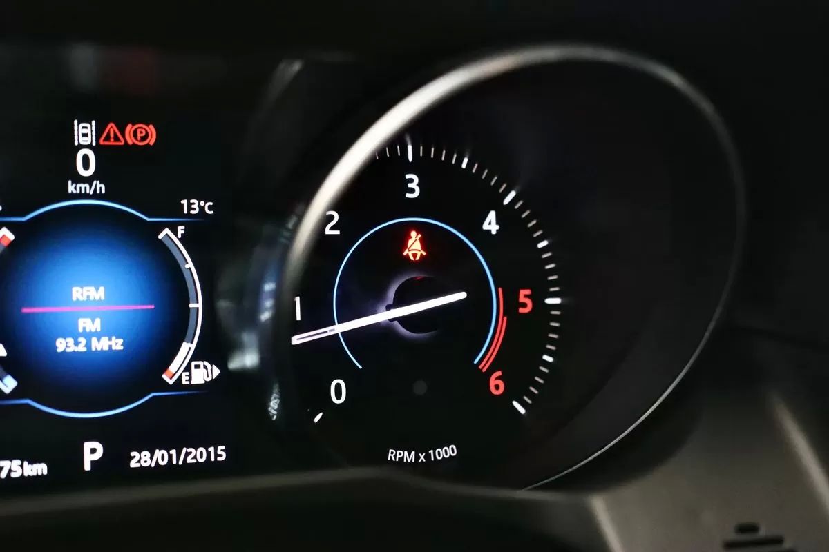 jaguar-xf-2016-diesel-1999cc
