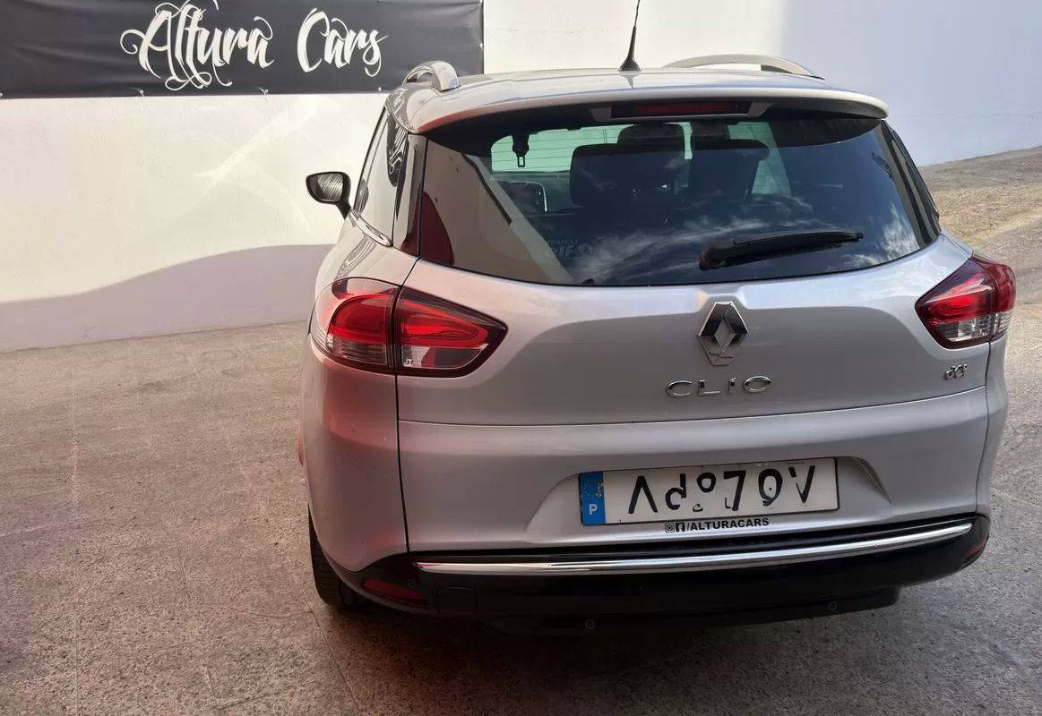 renault-clio-sport-tourer-2016-diesel-1461cc