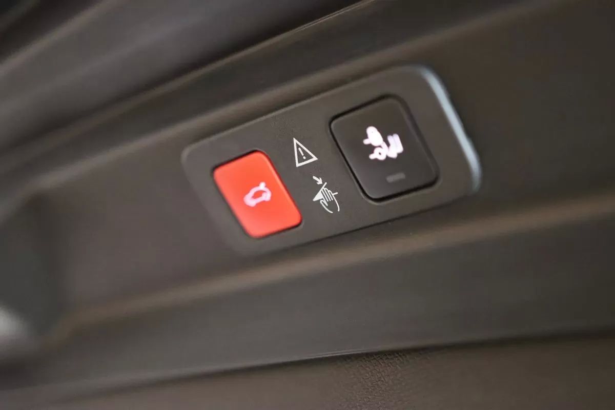 peugeot-5008-2020-diesel-1499cc