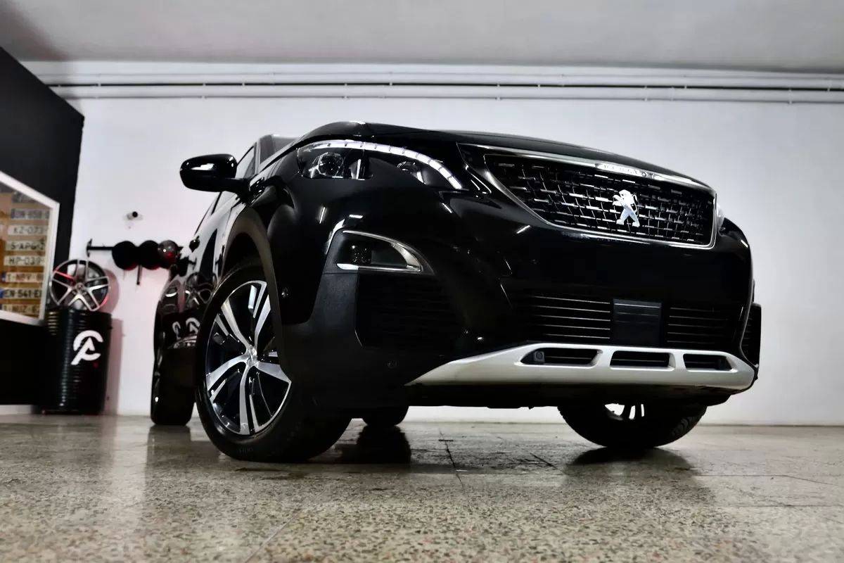peugeot-5008-2020-diesel-1499cc