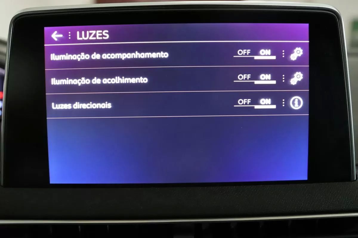 peugeot-5008-2020-diesel-1499cc