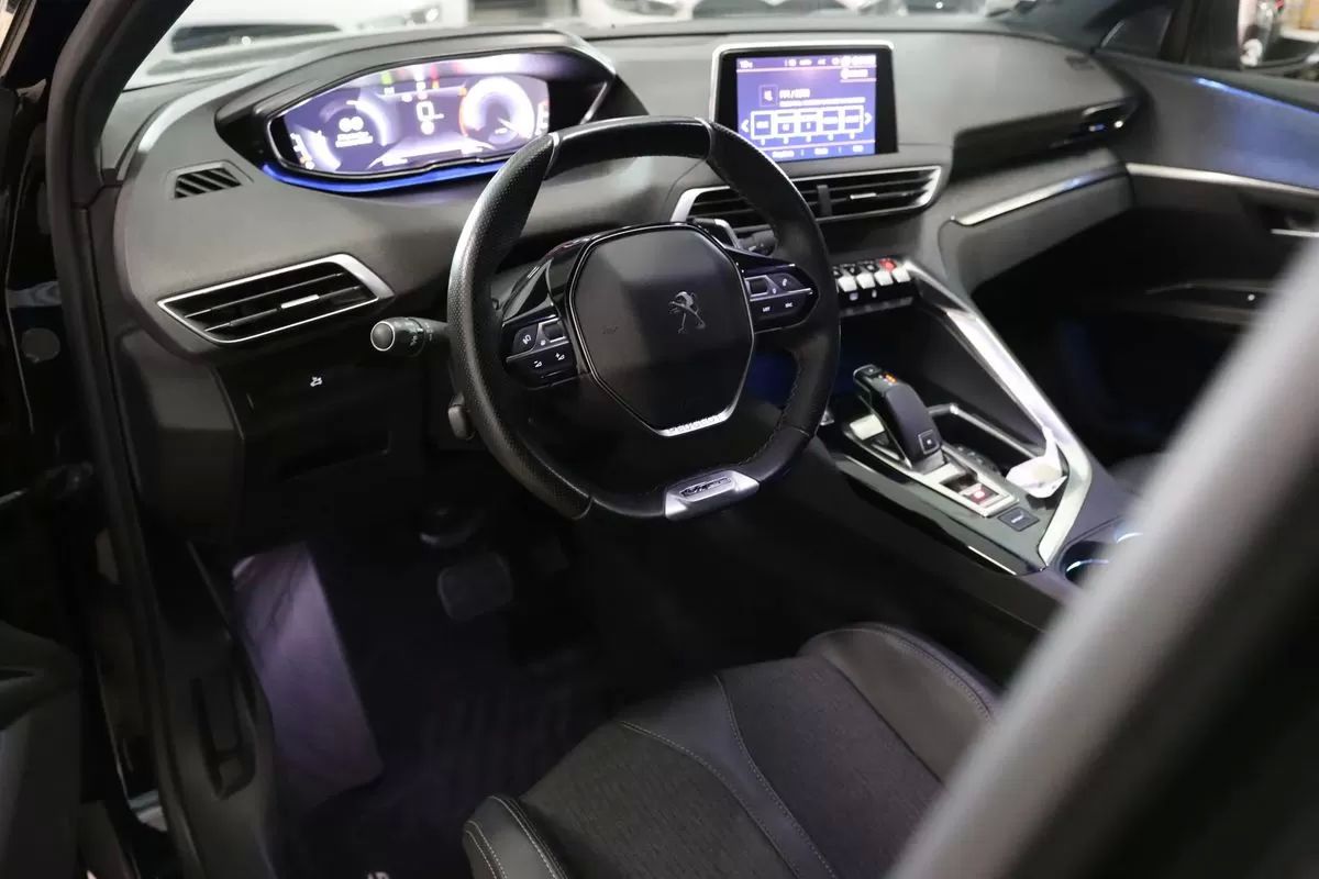 peugeot-5008-2020-diesel-1499cc