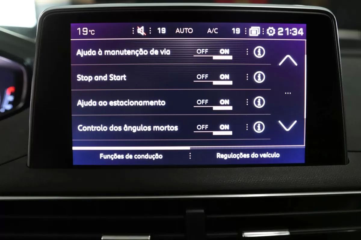 peugeot-5008-2020-diesel-1499cc