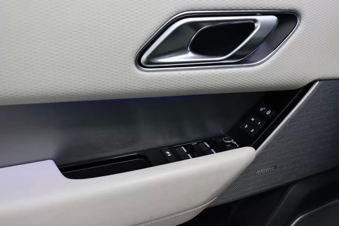 land-rover-range-rover-velar-2017-diesel-1999cc