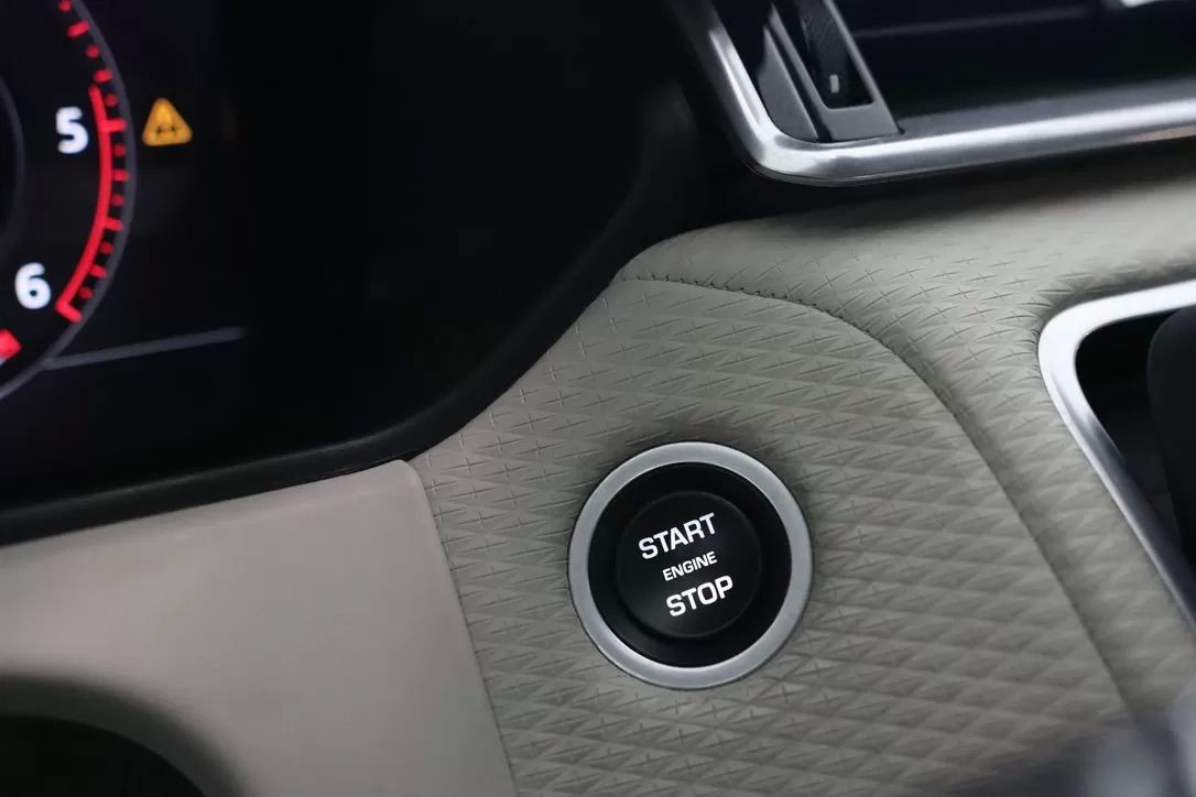 land-rover-range-rover-velar-2017-diesel-1999cc