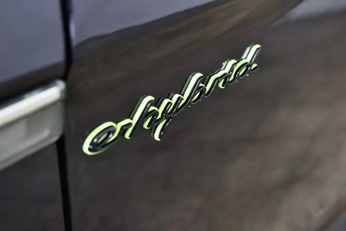 porsche-panamera-2016-hibrido-2995cc