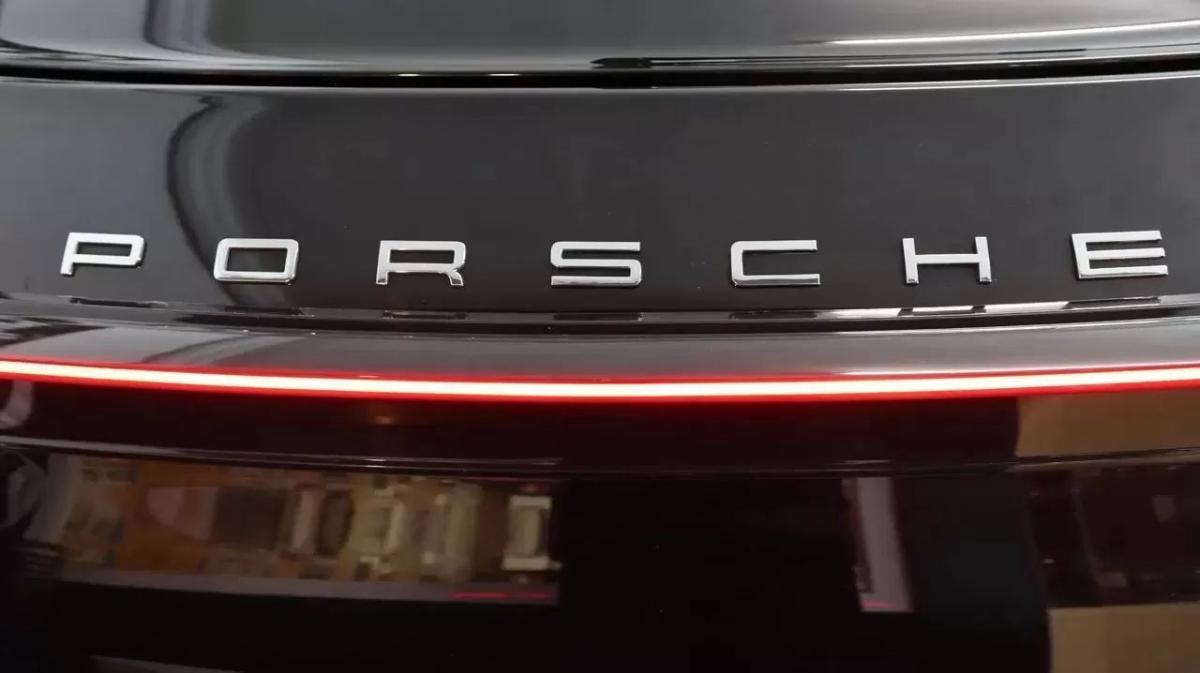 porsche-panamera-2016-hibrido-2995cc