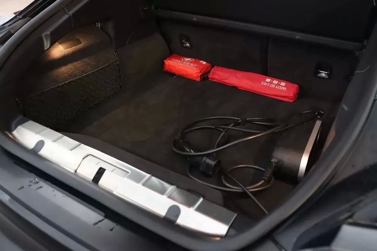 porsche-panamera-2016-hibrido-2995cc