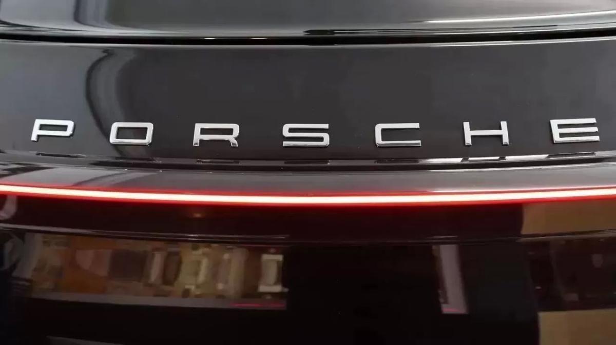 porsche-panamera-2016-hibrido-2995cc