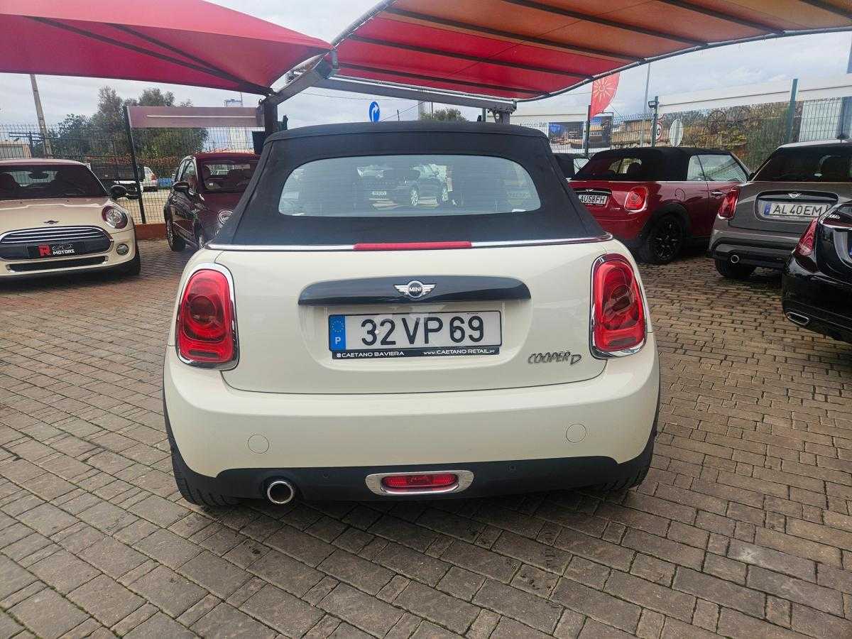 mini-cooper-2018-diesel-1496cc