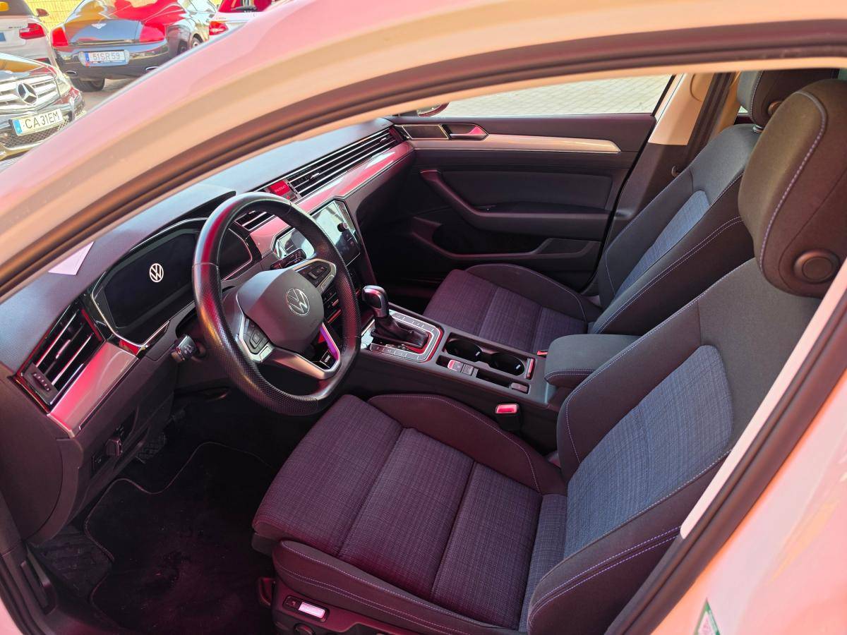 volkswagen-passat-variant-2021-hibrido-a-gasolina-1395cc