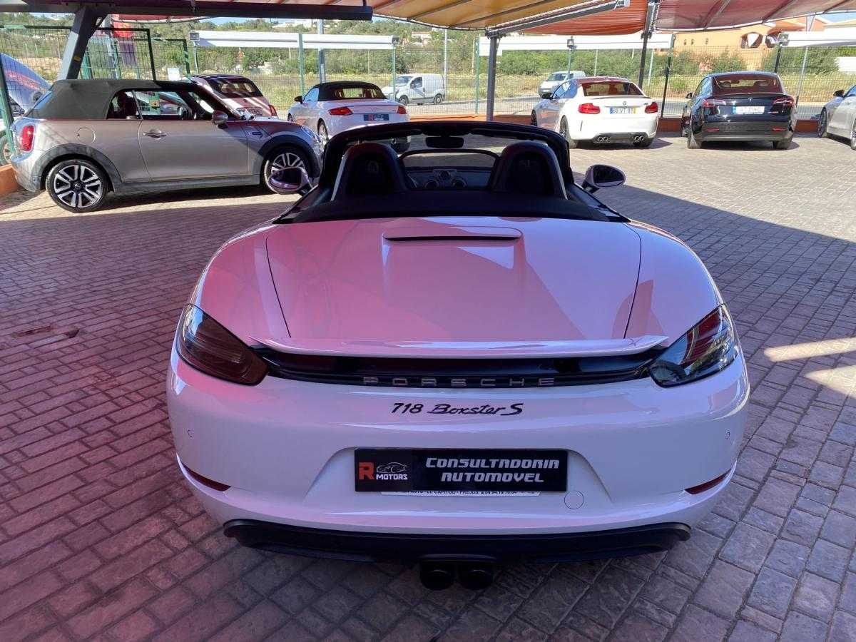 porsche-718-2017-gasolina-2500cc