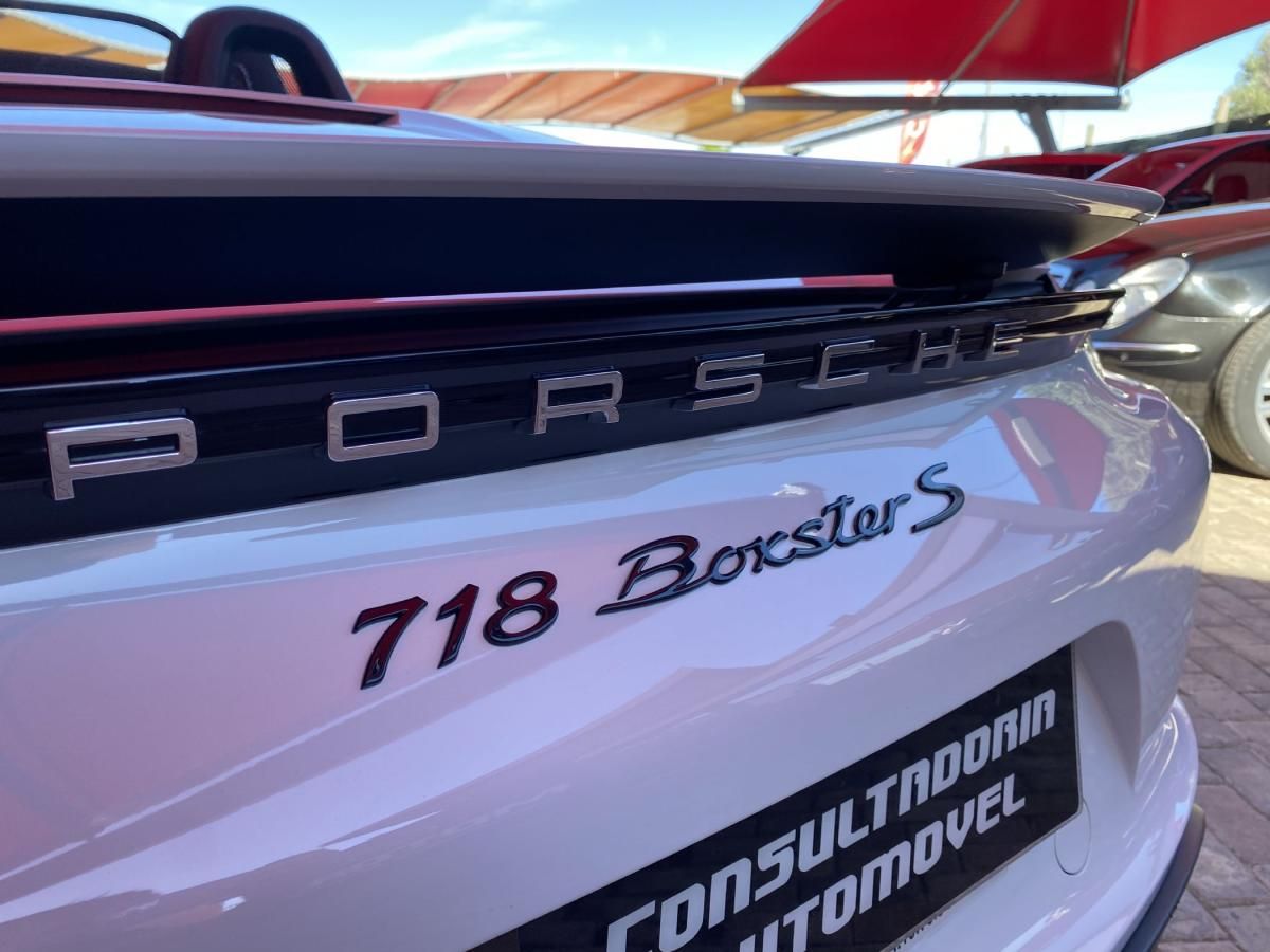 porsche-718-2017-gasolina-2500cc