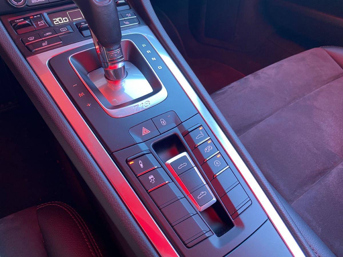 porsche-718-2017-gasolina-2500cc