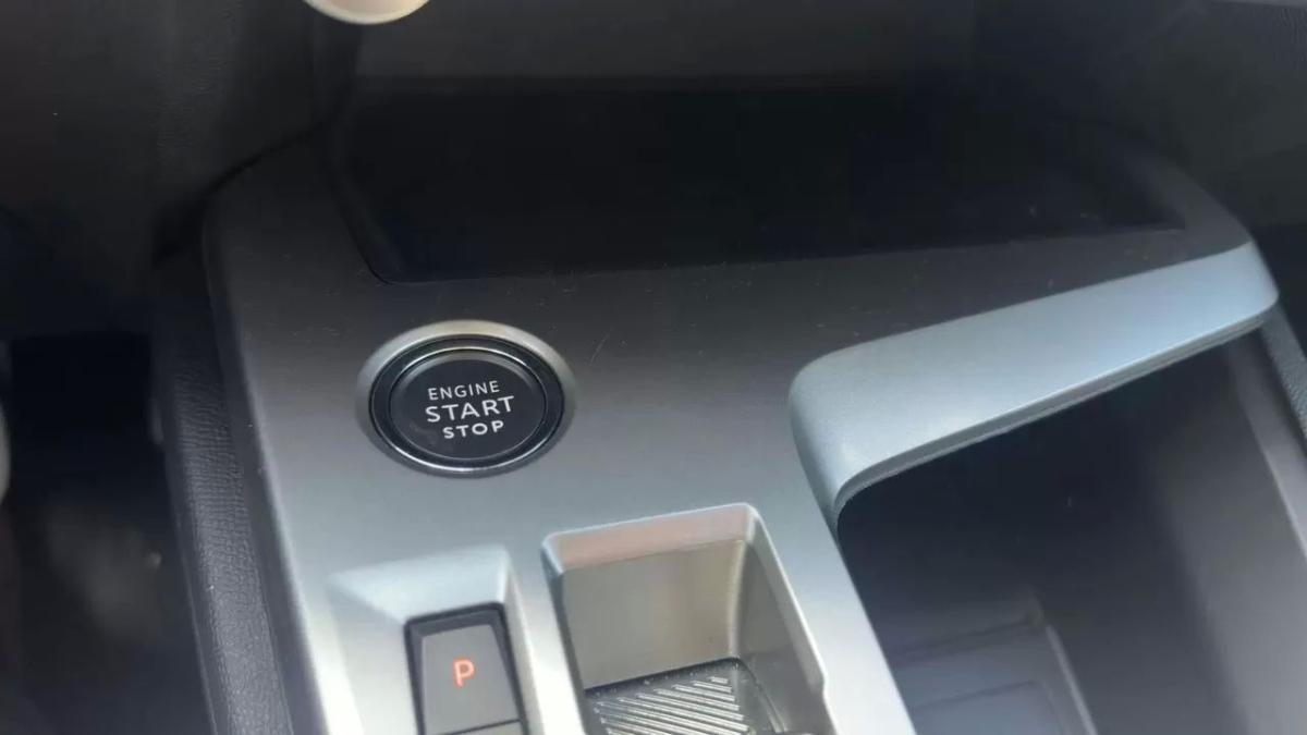 peugeot-308-2025-gasolina-1199cc