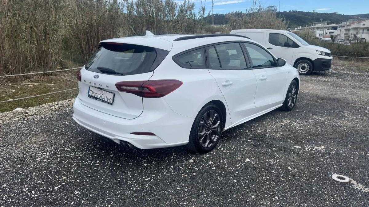 ford-focus-sw-2023-diesel-1499cc