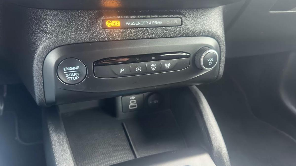 ford-focus-sw-2023-diesel-1499cc