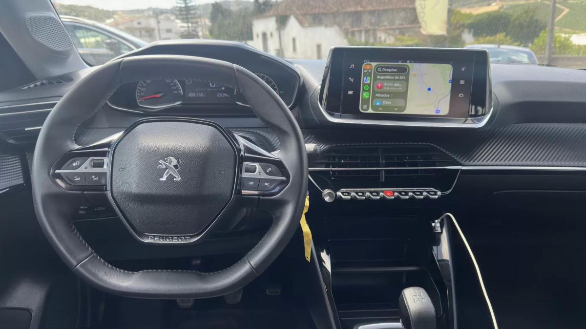 peugeot-208-2023-gasolina-1199cc