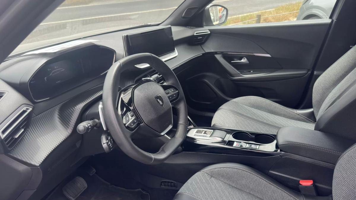 peugeot-2008-2025-gasolina-1199cc