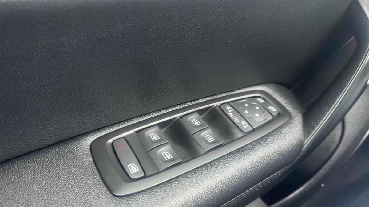 renault-megane-sport-tourer-2021-diesel-1461cc