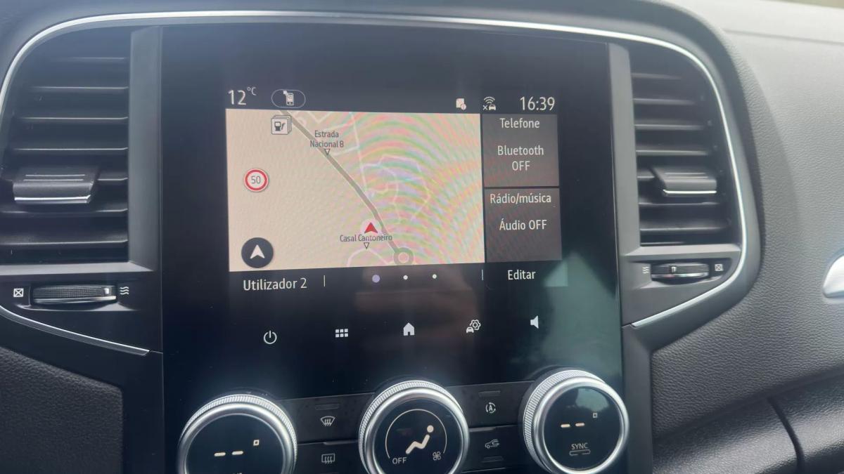 renault-megane-sport-tourer-2021-diesel-1461cc