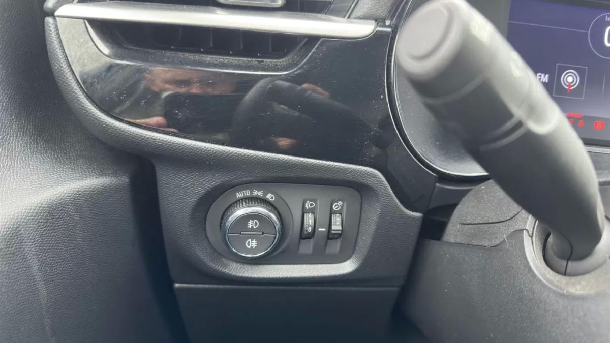 opel-corsa-2023-gasolina-1199cc