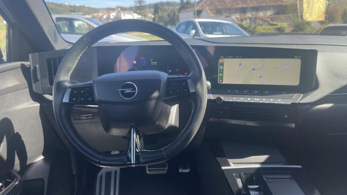 opel-astra-2024-hibrido-1598cc